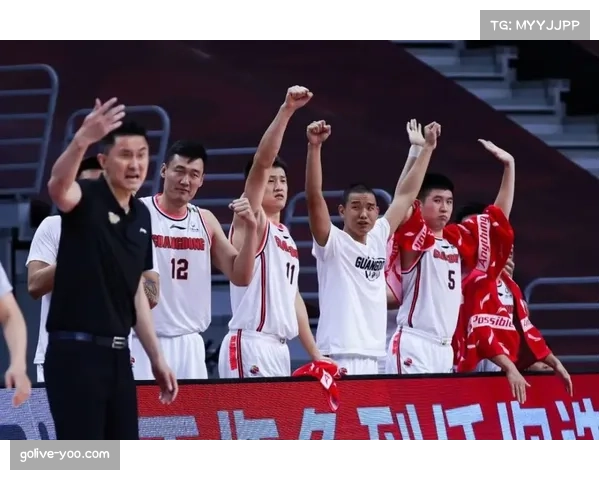 【2026年4月CBA联赛赛季攻防结构趋势·赛前·前瞻新疆队飞赴沈阳备战，邱彪主教练称将针对性研究辽宁队挡拆